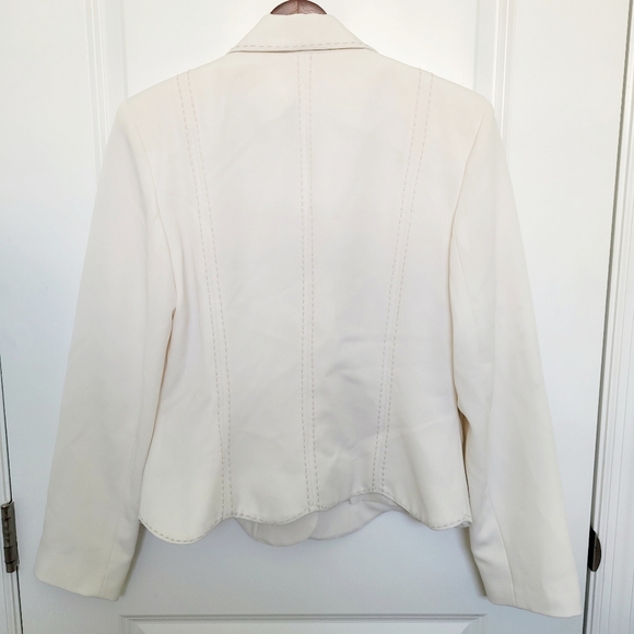 Harve Benard White Suit Jacket with Decorative Stitching Scalloped Bottom Size 8 - Picture 4 of 8